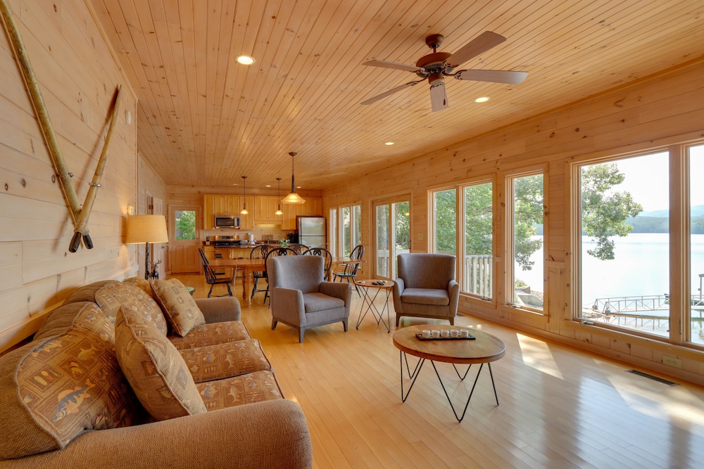 House (4 Bedrooms) photo 1