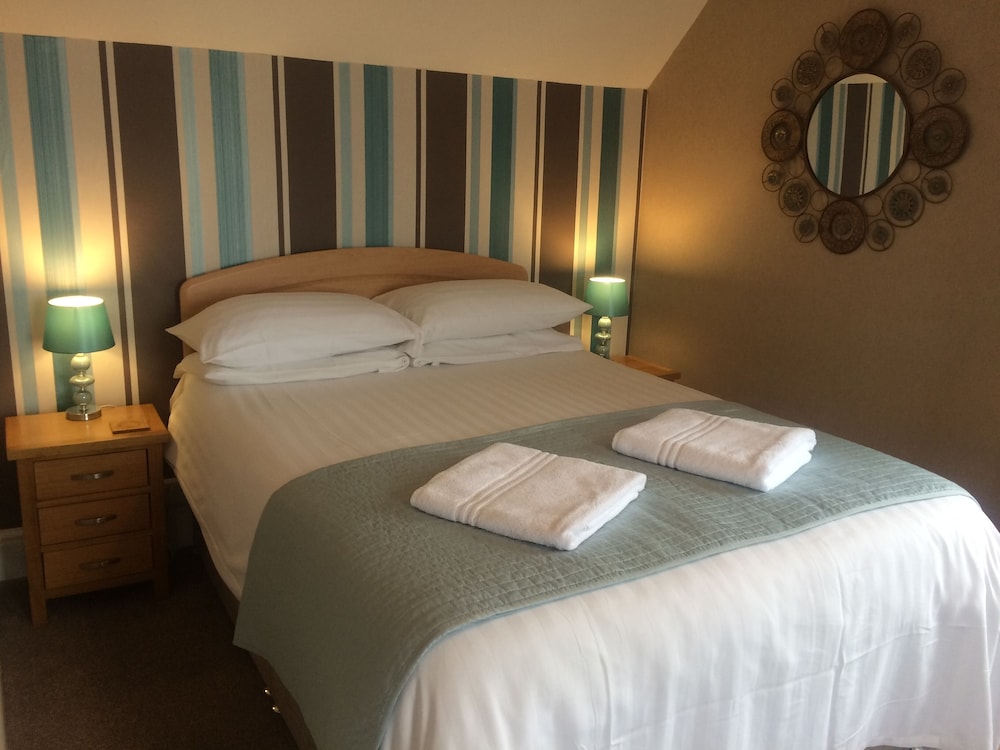 Double or Twin Room, Sea View (Room 8 2nd Floor) photo 1