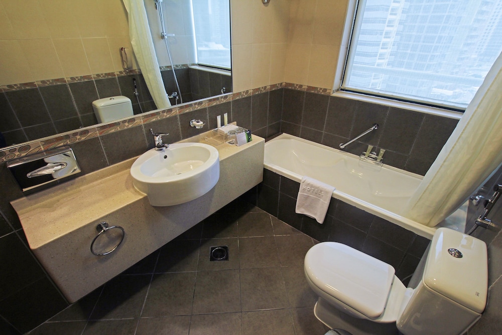 Deluxe Suite Two Bedroom photo 2