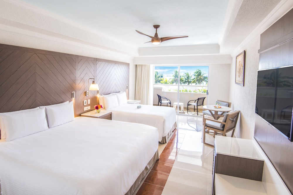 Standard Room, 2 Double Beds