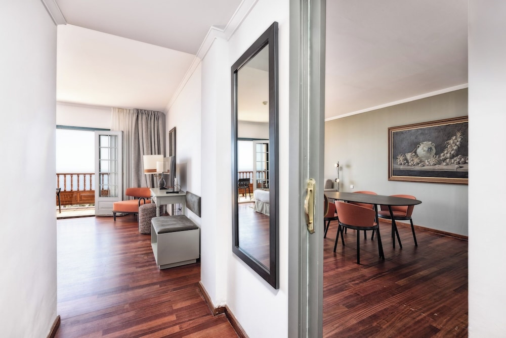 Junior Suite, Sea View photo 2
