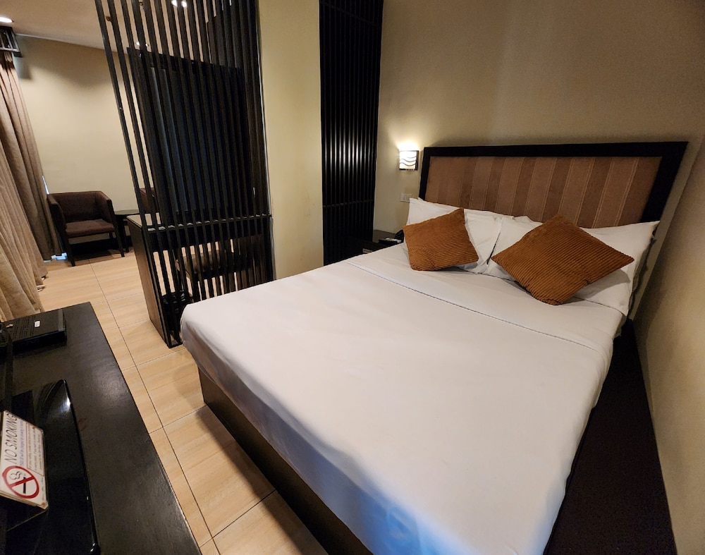 Deluxe Double Room - Photo 2