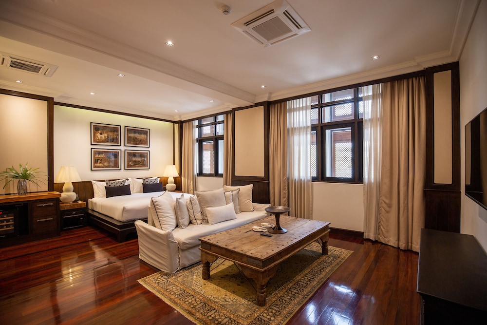 Presidential Suite, 1 King Bed, Non Smoking photo 1