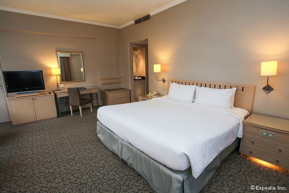 Deluxe King Room photo 3