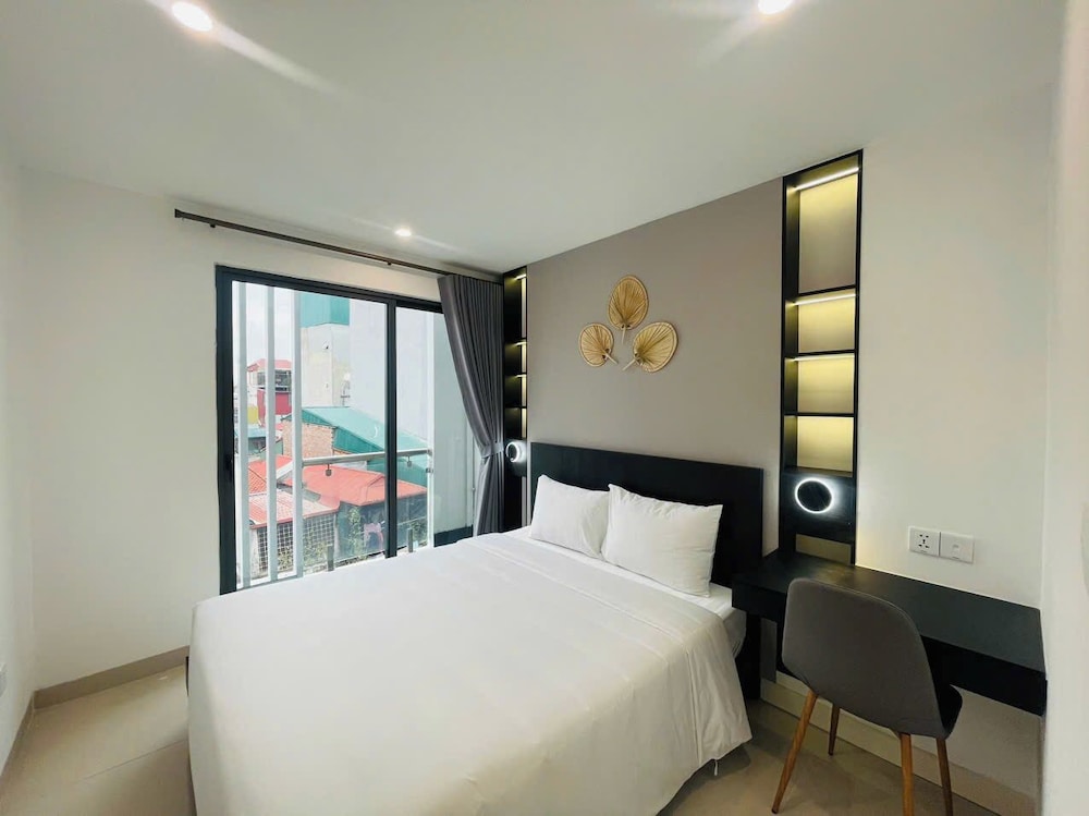Deluxe Apartment, Balcony, City View