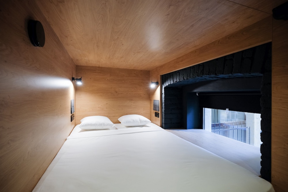 Double Room, Private Bathroom (DoubleBox) photo 1