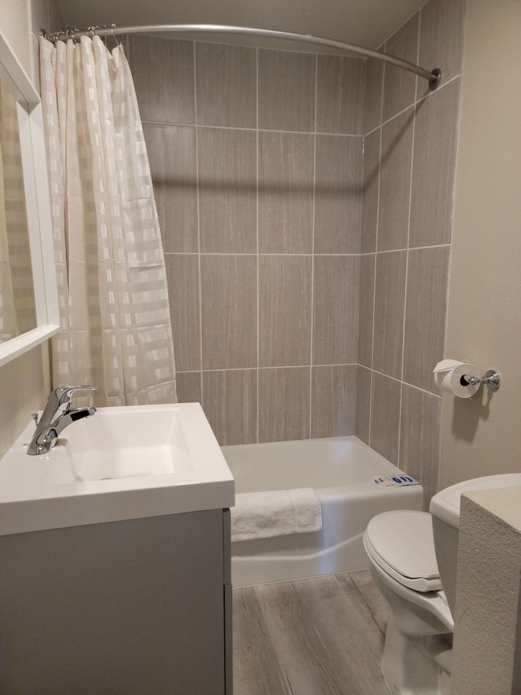 Family Cottage, Multiple Beds, Non Smoking, Mountain View photo 3