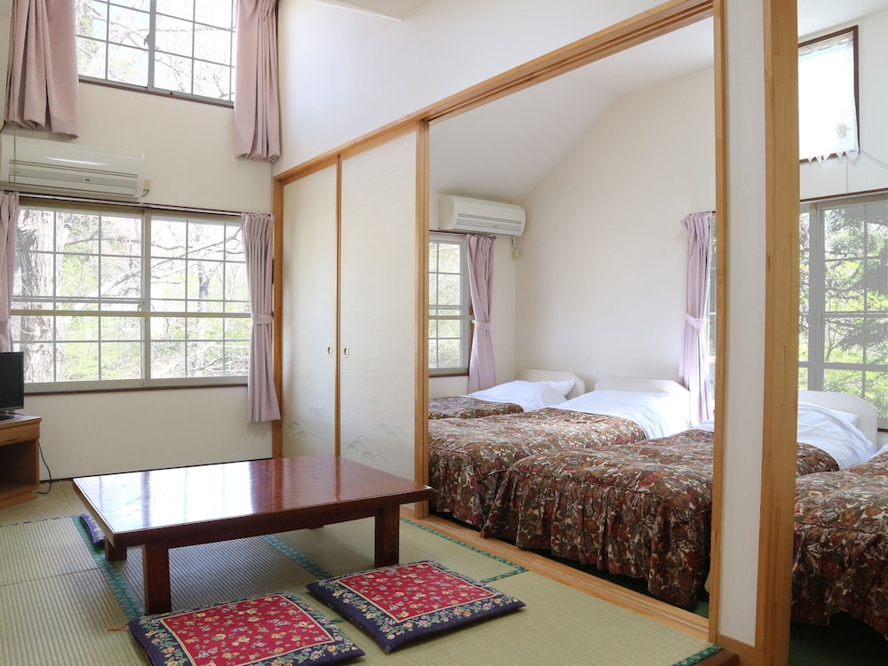 Japanese Western Style Room For 6 Guests, Lemon Balm photo 1