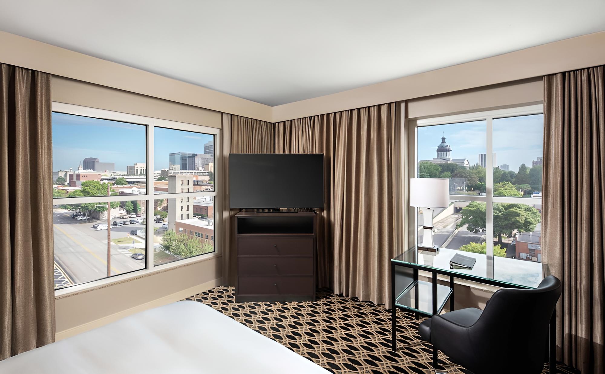 One king bed junior suite - Photo 1