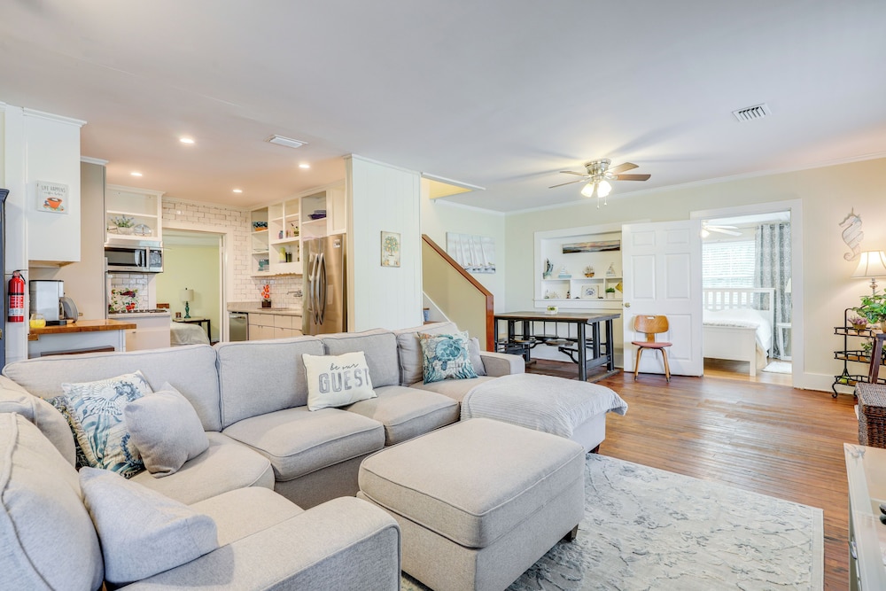 House (4 Bedrooms) photo 2