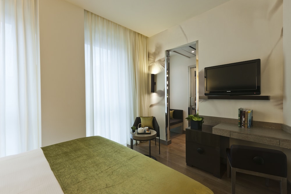 Deluxe Double Room, City View photo 2