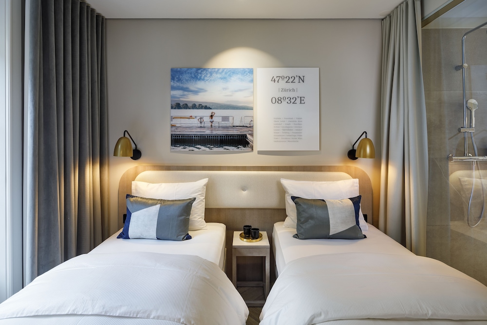 Twin Room - Photo 3