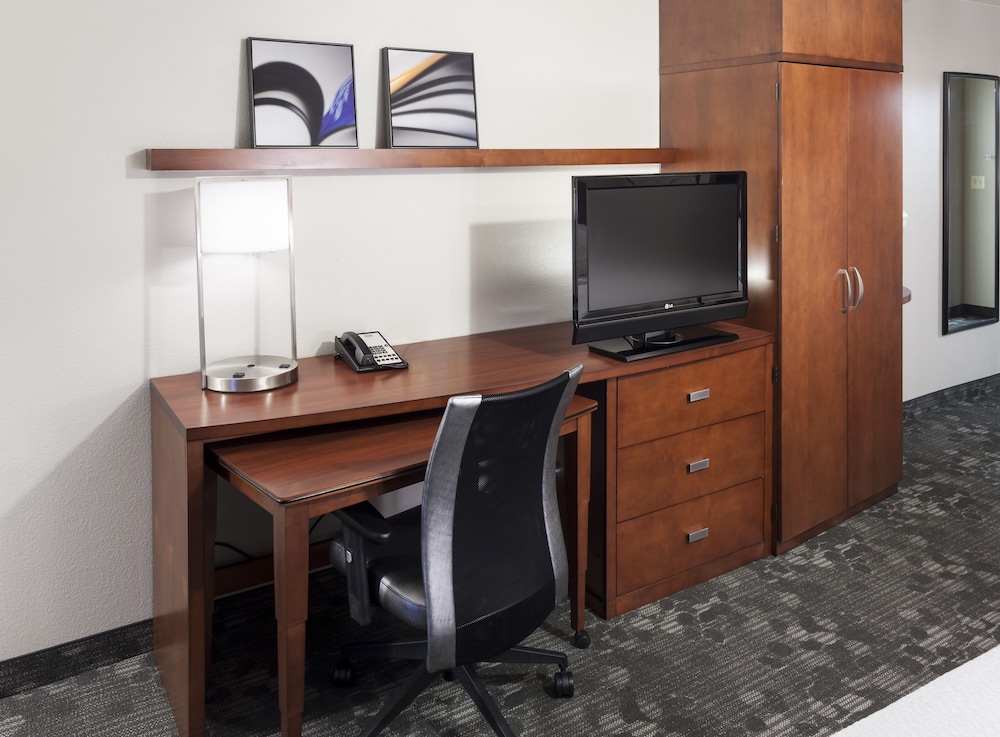 Room, Multiple Beds - Photo 3
