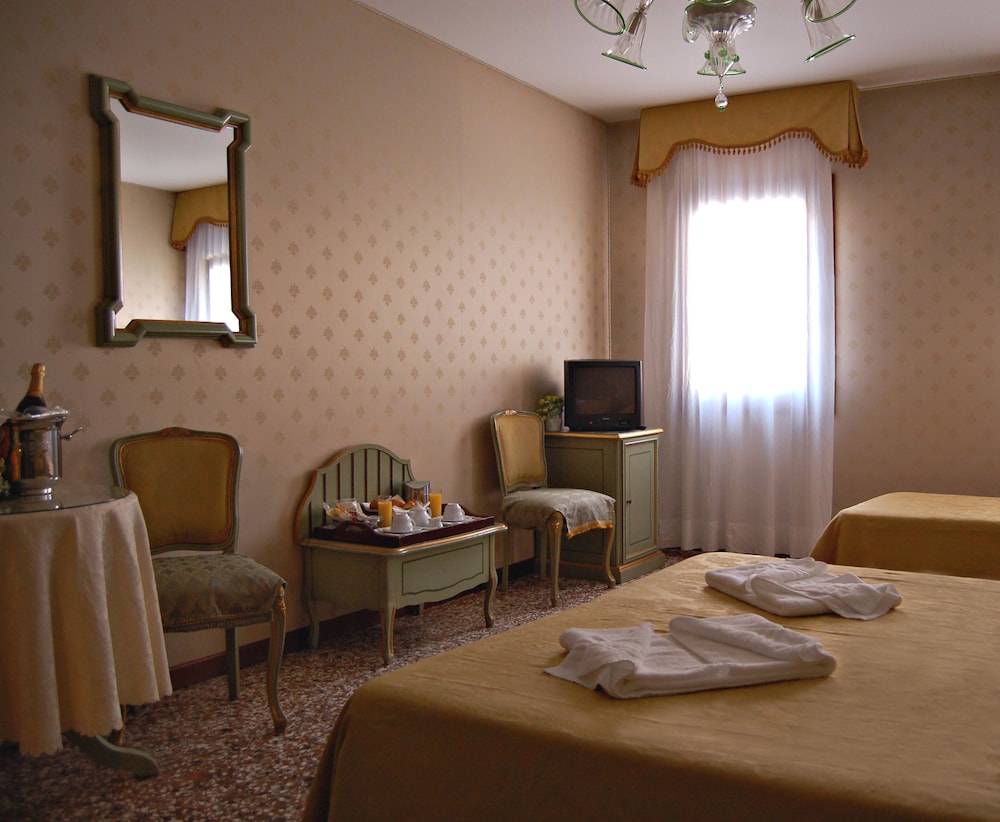 Triple Room photo 2