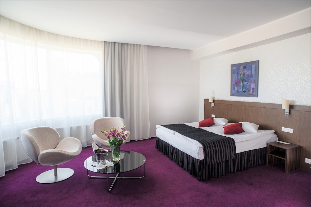 Suite, 1 Double Bed - Photo 1