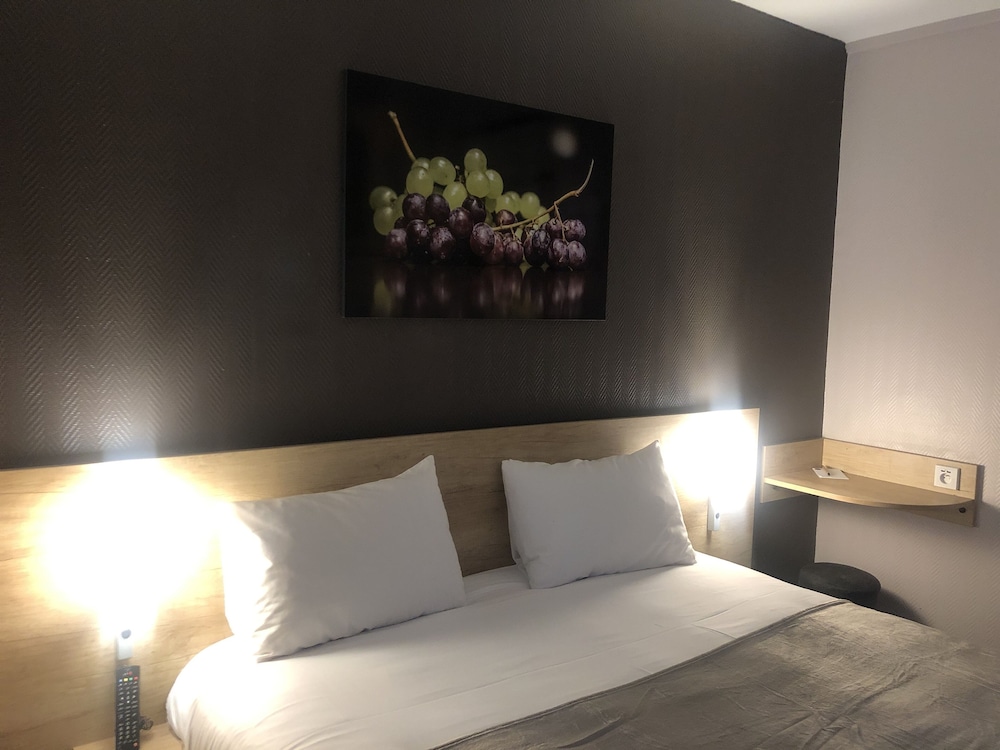 Standard Double Room photo 3