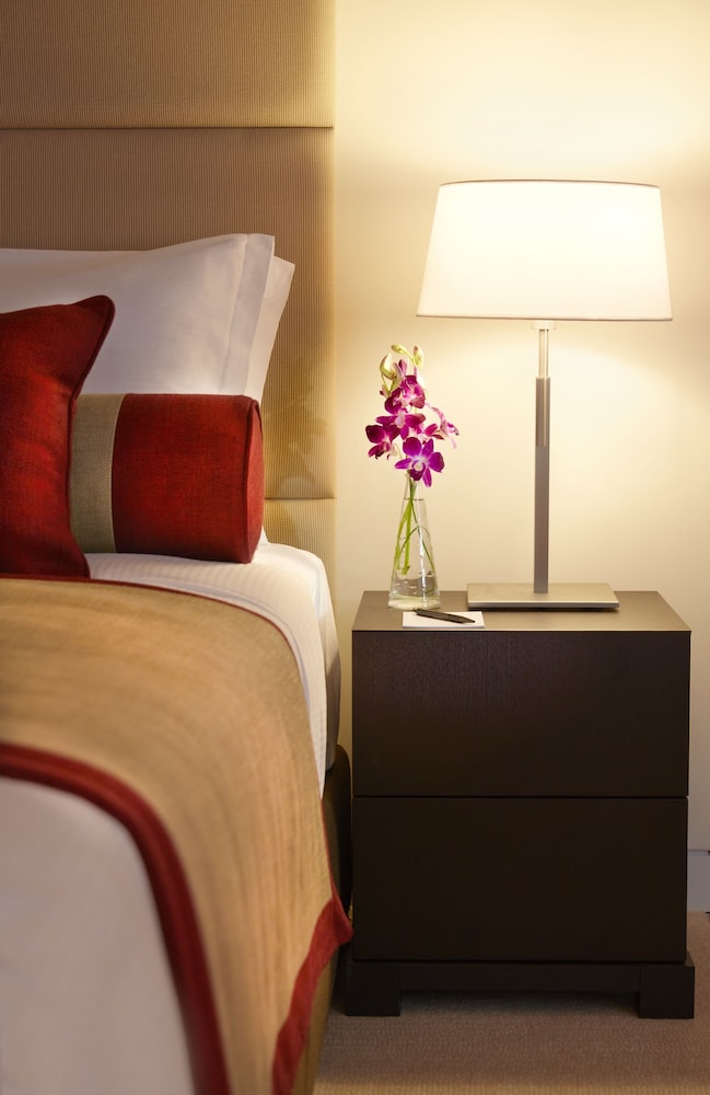 Superior Room, 1 King Bed photo 2