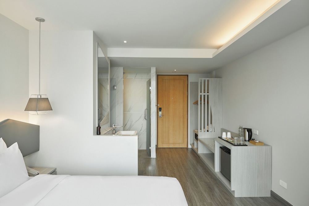 Superior Double or Twin Room, Park View photo 3