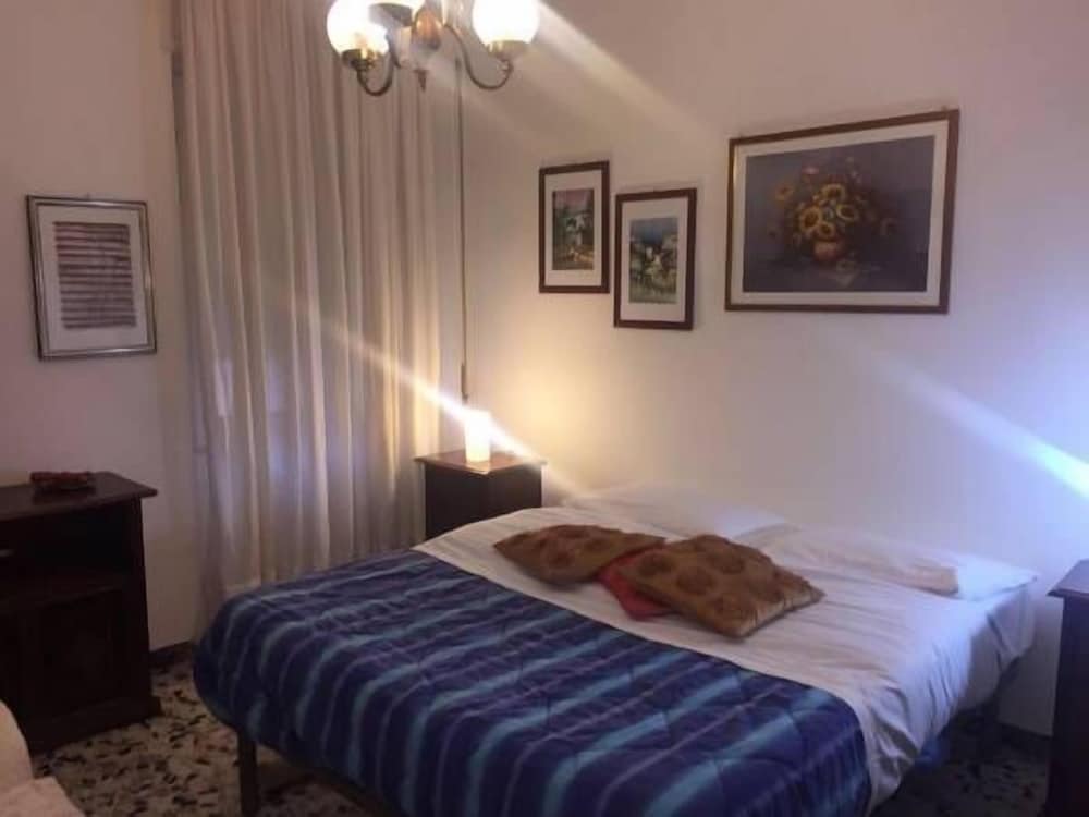 Double Room, Shared Bathroom