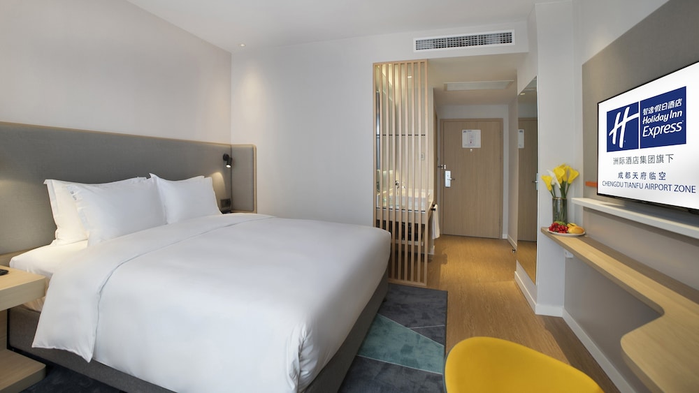 Standard Room, 1 King Bed (Extra Space Minifridge) - Photo 1