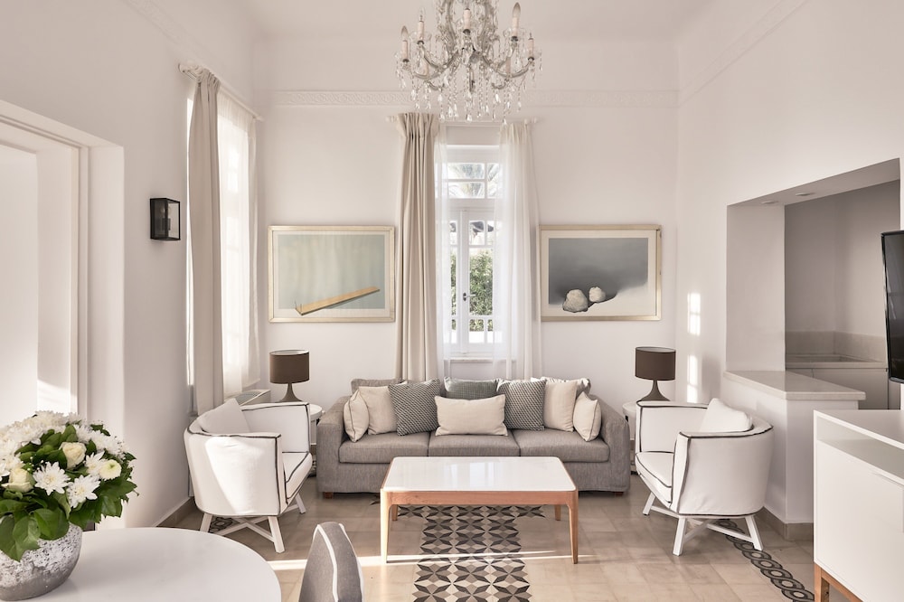 Presidential Villa, 3 Bedrooms, City View