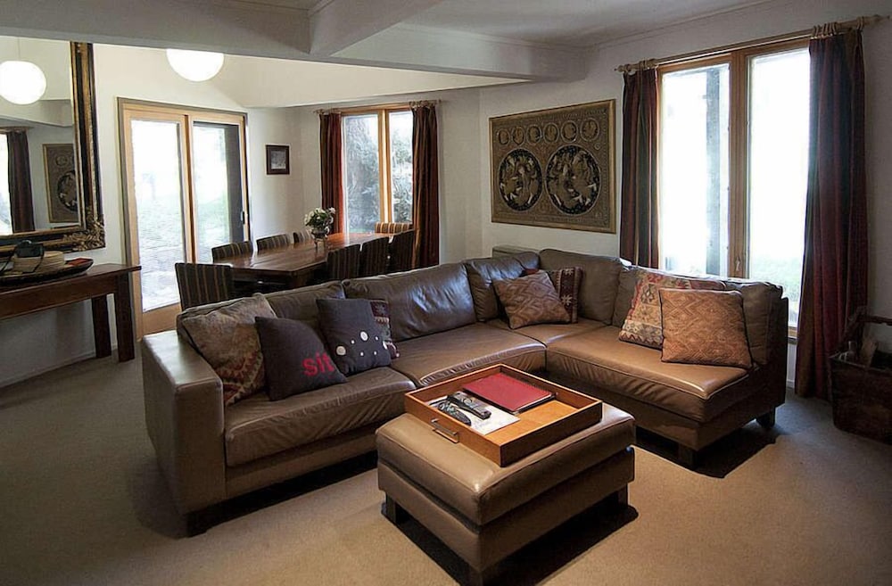Superior Chalet, 3 Bedrooms, Resort View, Slope side photo 3