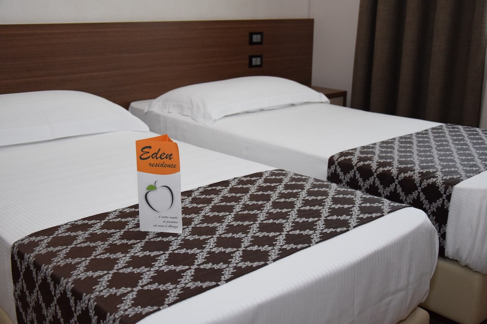 Double or Twin Room photo 3