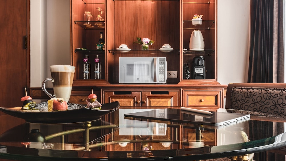 Executive Suite photo 2