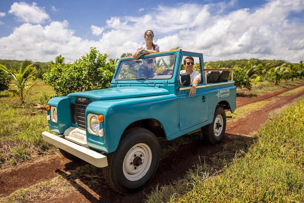 Royal Mayan Bungalow Including Ride in Vintage Land Rover - Photo 1