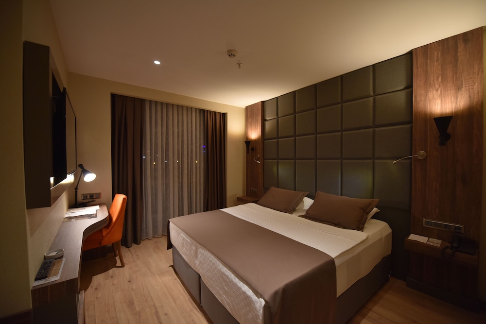 Standard Room photo 2