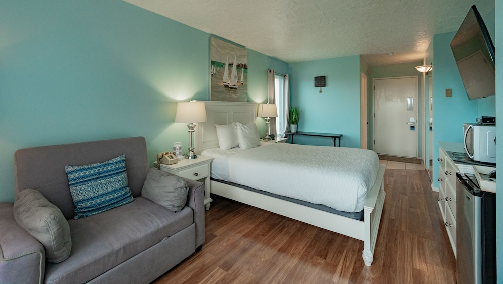 Standard Room, 1 Queen Bed, Bay View photo 3
