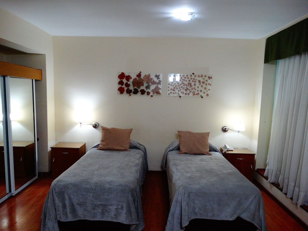 Apartment photo 3