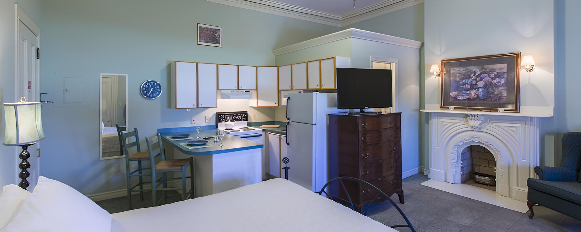 Superior Suite, 1 King Bed photo 2