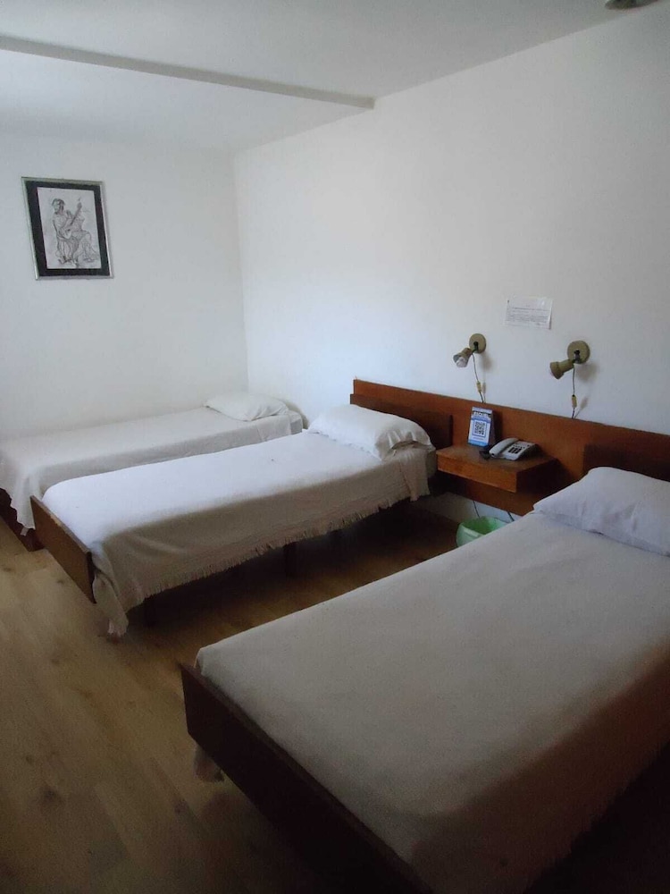 Classic Triple Room, 3 Twin Beds, Non Smoking