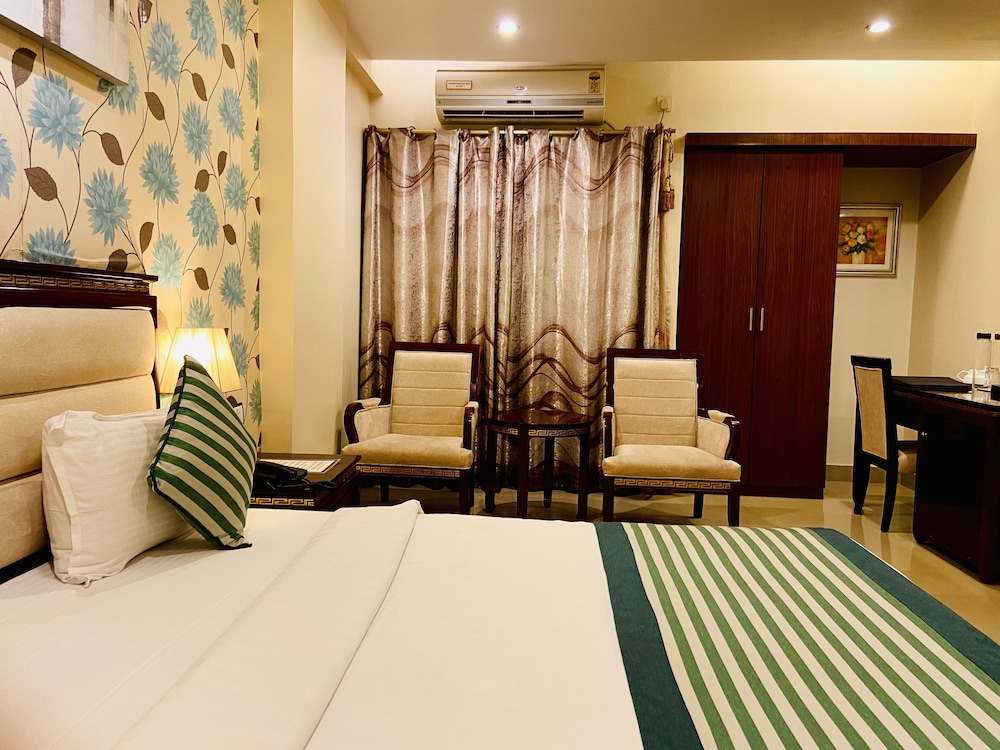 Executive Room - Photo 4