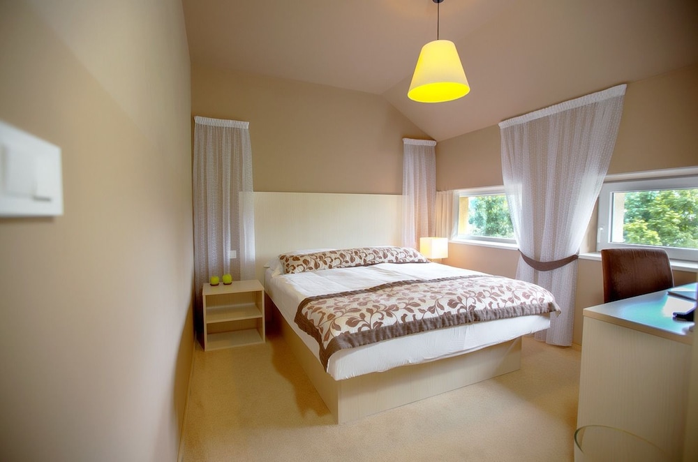 Economy Double Room - Photo 3