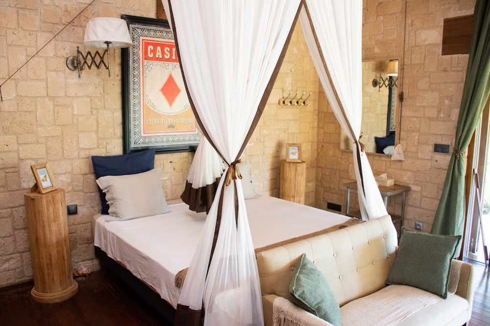 Deluxe Double Room, Private Bathroom (Plan Terrasse-Baobab) photo 1