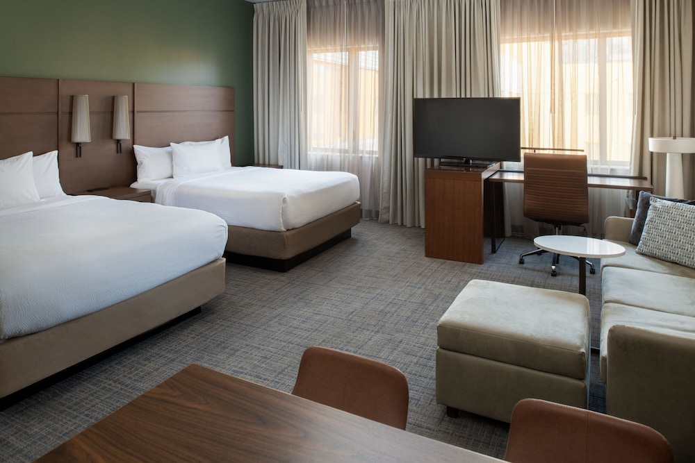 Studio, Multiple Beds (Hearing Accessible)
