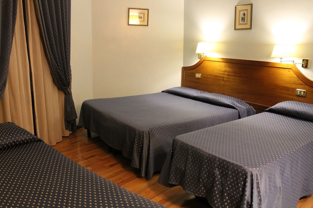 Classic Triple Room