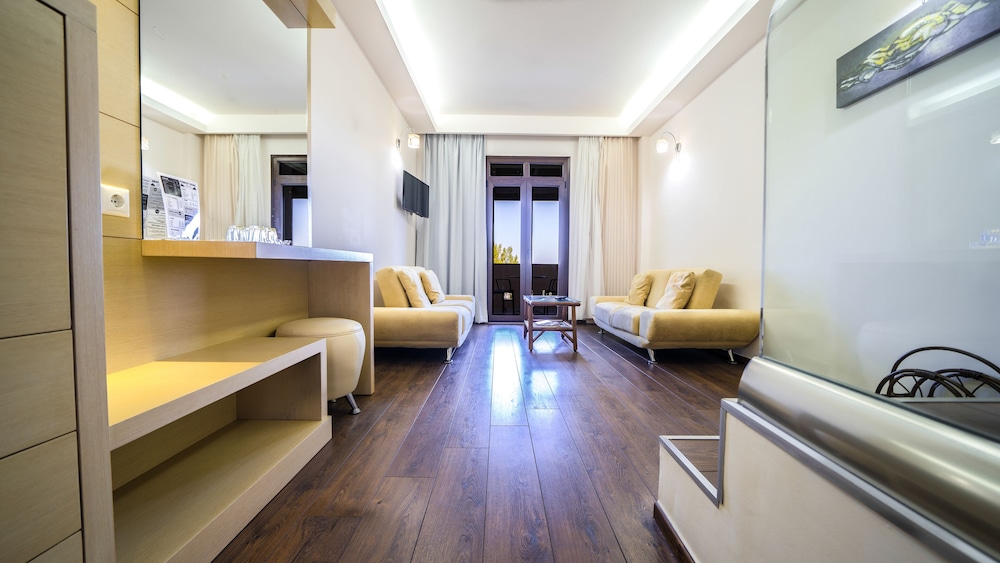 Superior Suite