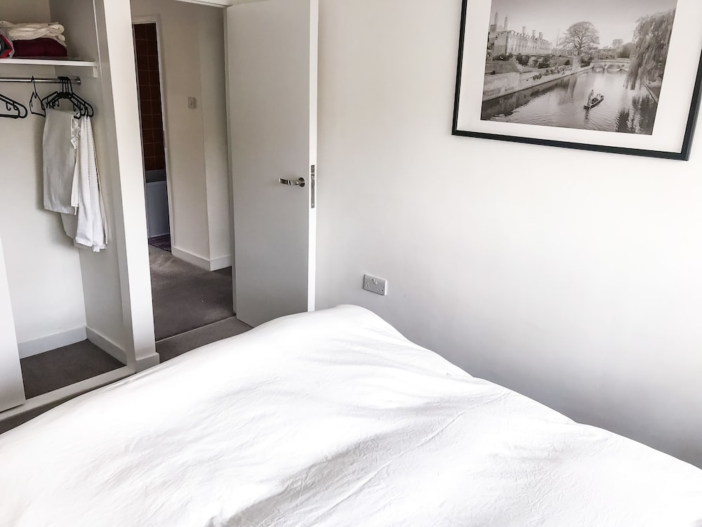 Entire 2 Bedroom Flat Next to Kings College, 사진 7