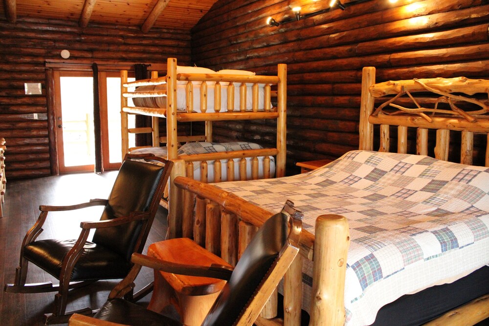 Riverview Premier Lodge room with Kitchenette (6 person)