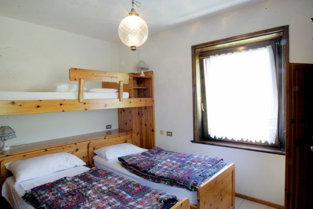 Apartment, 2 Bedrooms, Mountain View