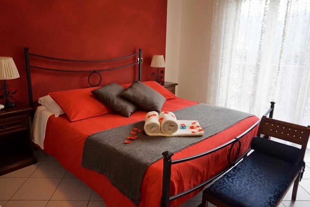 Classic Double or Twin Room - Photo 3