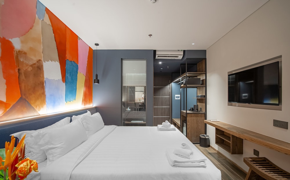 Superior Double Room, City View - Photo 2