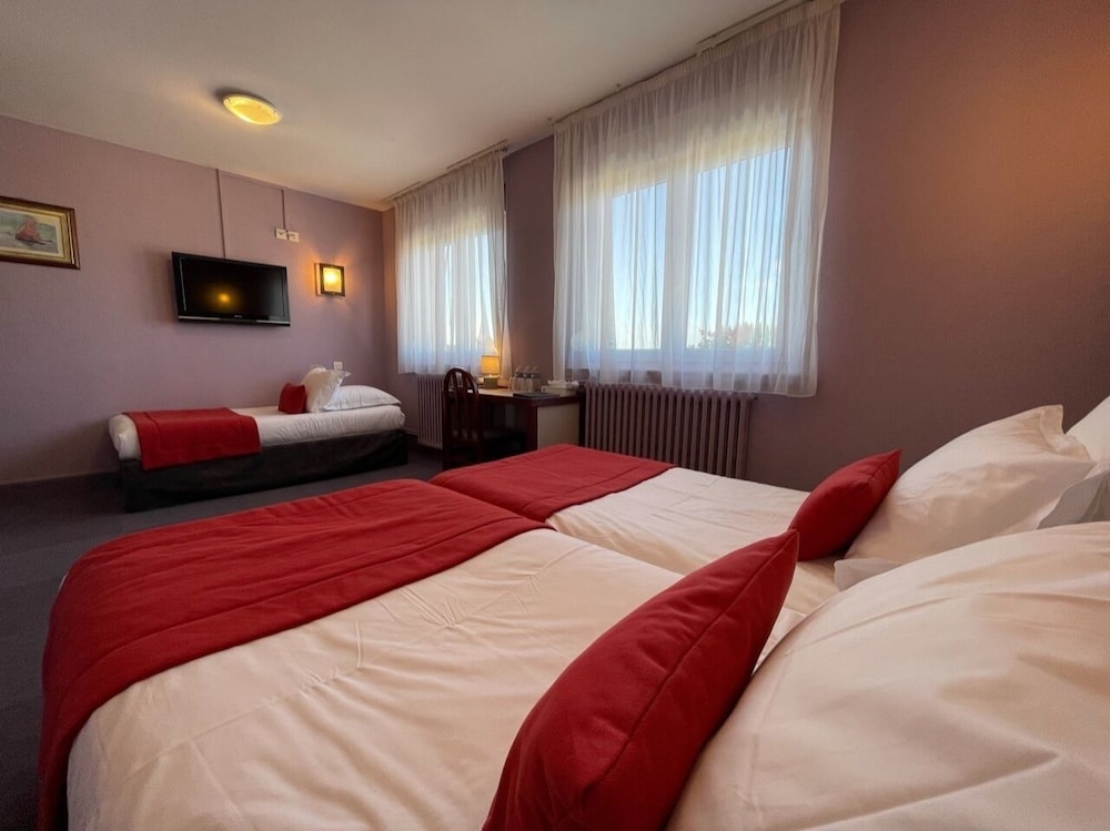 Standard Triple Room photo 3