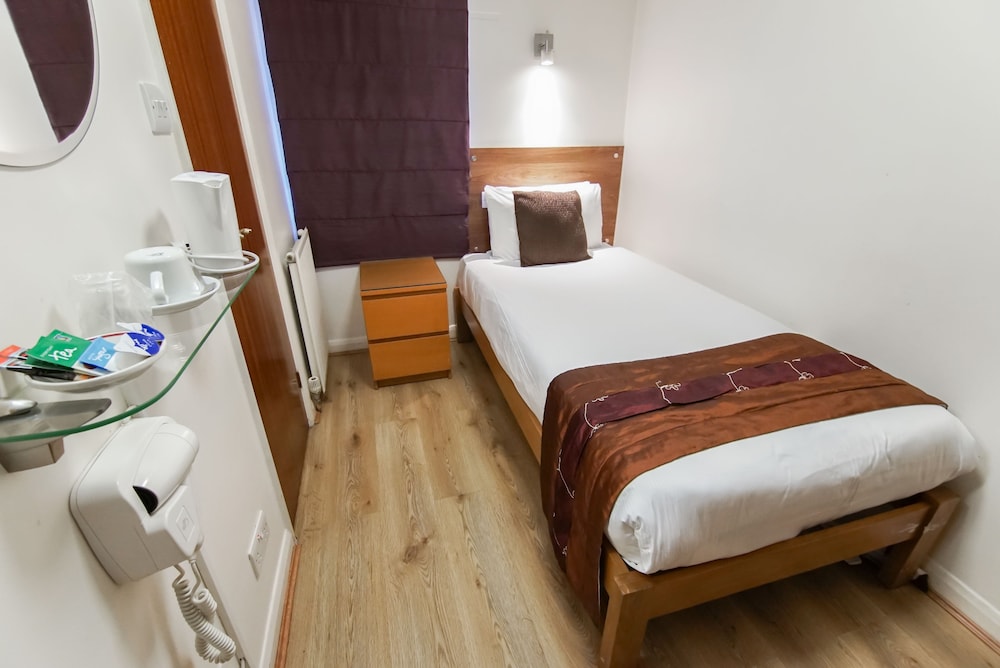 Single Room photo 2