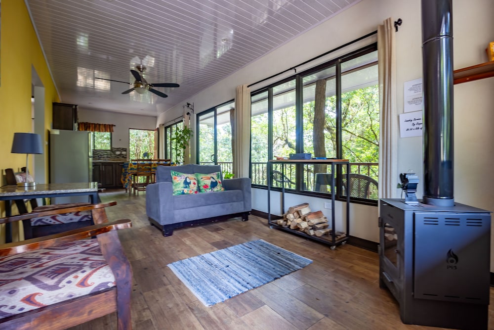 Comfort Bungalow, 2 Bedrooms, Balcony, Mountain View photo 1