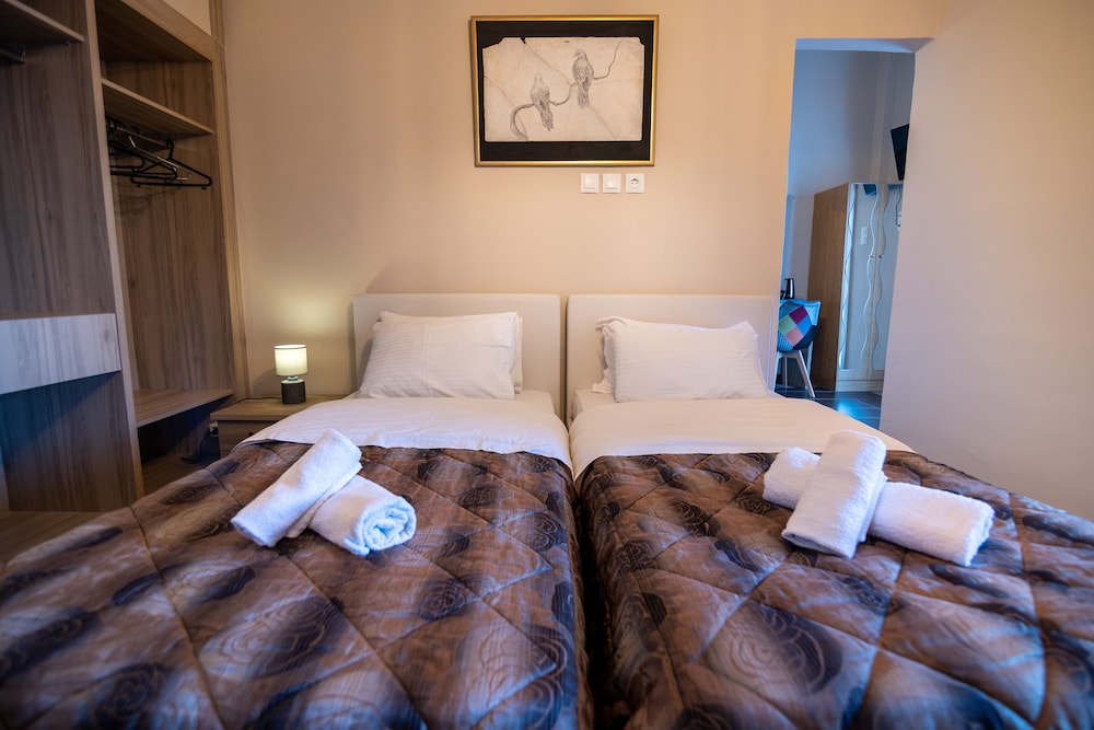 Classic Triple Room photo 3