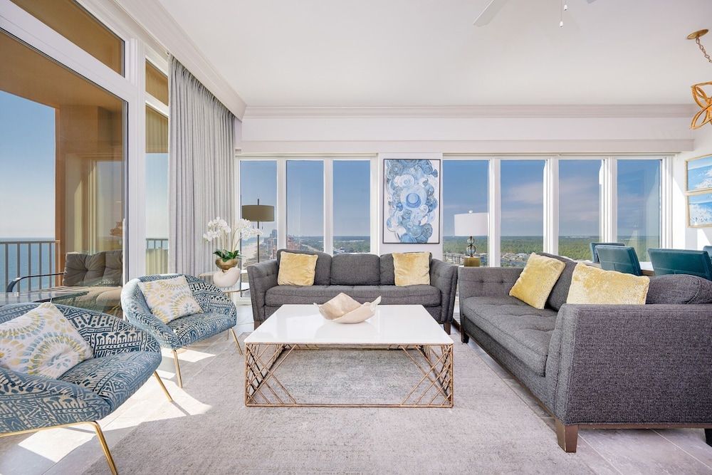 Condo, 4 Bedrooms